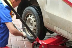 张家湾附近拖车24小时服务热线电话